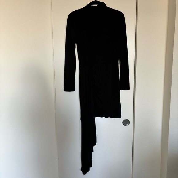 Zara Gathered Short Dress - Picture 4 of 7